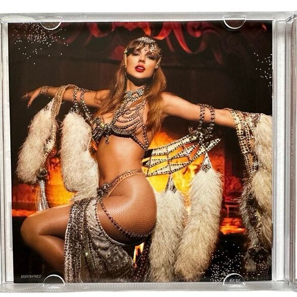 The Life of a Showgirl CD – It’s Beautiful Edition – New Unsealed - Picture 4 of 5